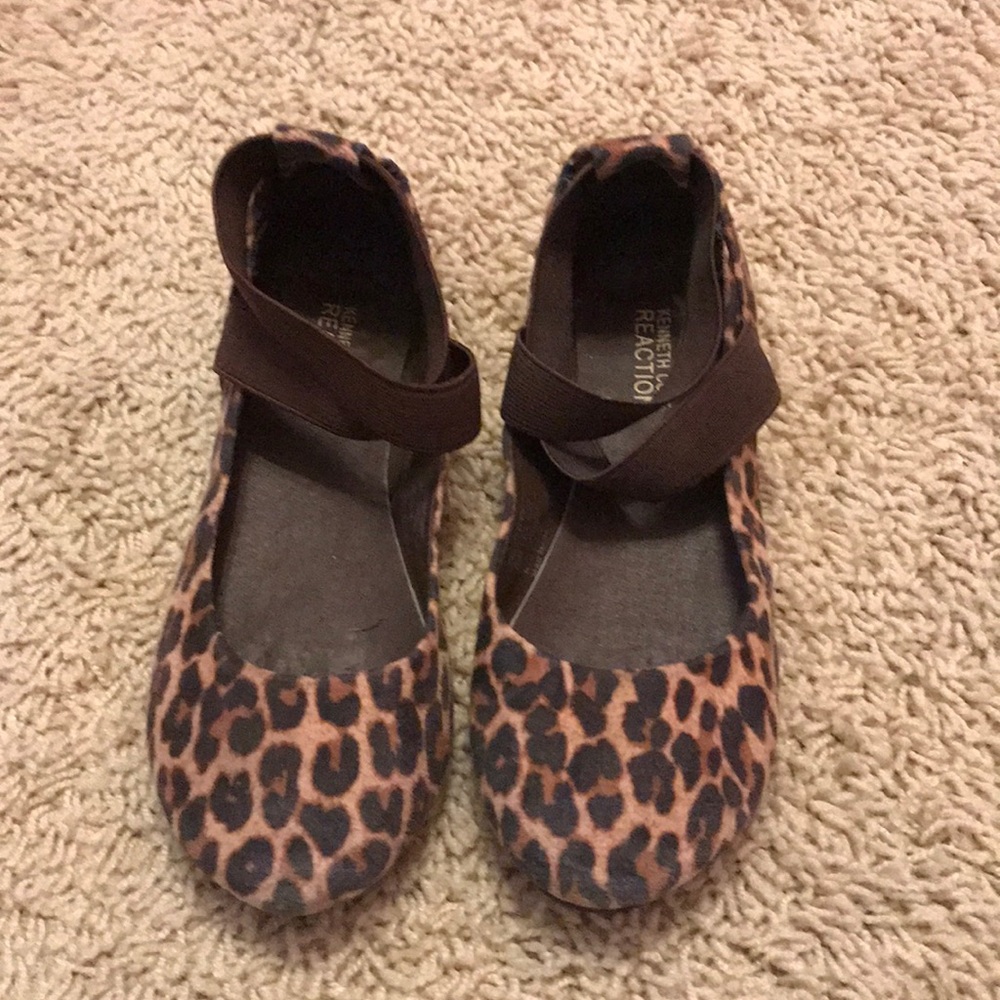 Kenneth Cole leopard print ballet flat